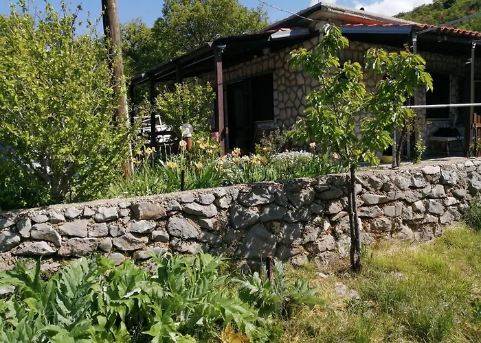 Daire One Bedroom With Terrace Stari Grad